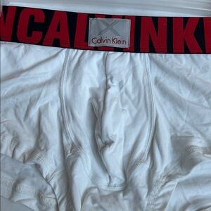 CALVIN KLEIN MODERN BODY-DEFINING fit COTTON STRETCH TRUNK  white